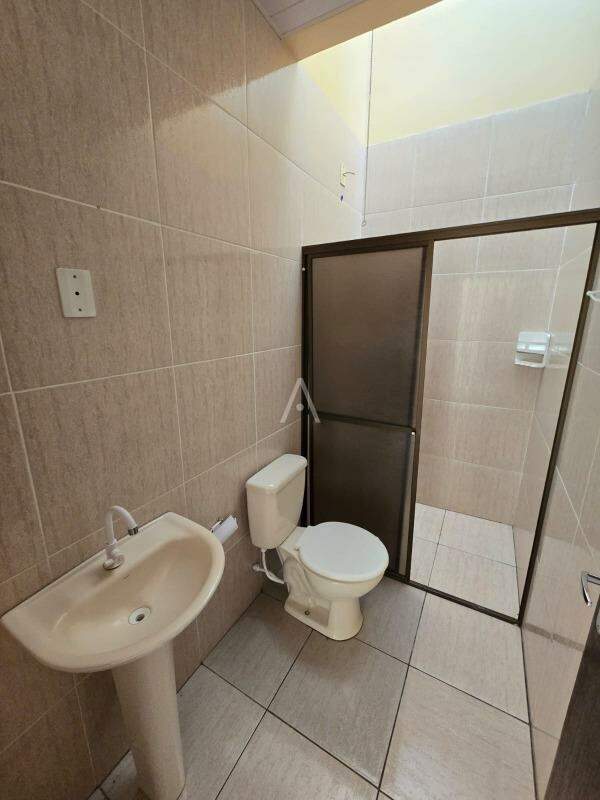 Casa Residencial para para aluguel no Bairro JARDIM BRESSAN em TOLEDO: 