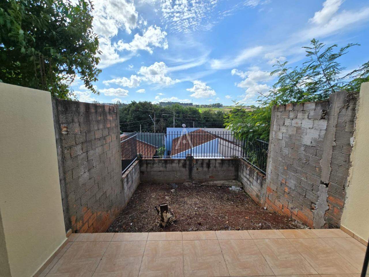 Casa Residencial para para aluguel no Bairro JARDIM BRESSAN em TOLEDO: 