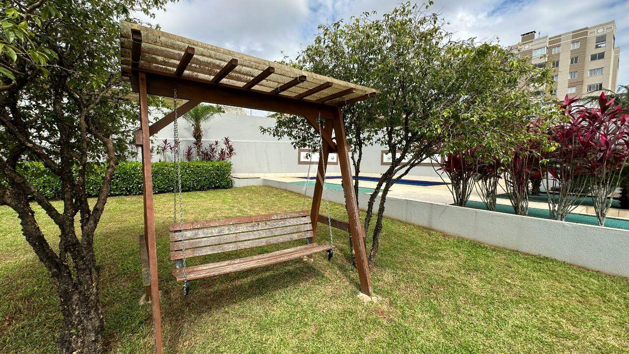 Sobrado para à venda no Bairro CENTRO em CASCAVEL: