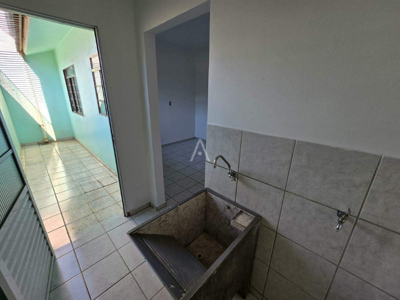 Casa Residencial para para aluguel no Bairro CENTRO em TOLEDO: