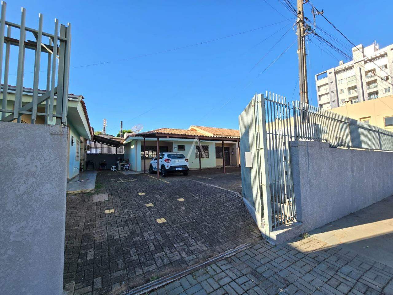 Casa Residencial para para aluguel no Bairro CENTRO em TOLEDO: 