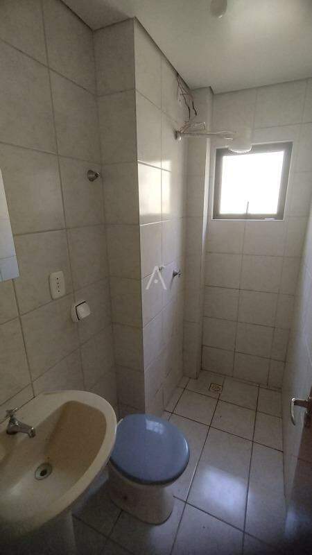 Apartamento para para aluguel no Bairro CENTRO em TOLEDO: 