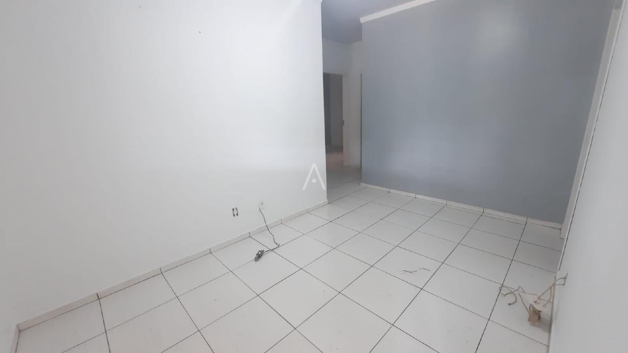 Casa Residencial para à venda no Bairro CASCAVEL VELHO em CASCAVEL: 