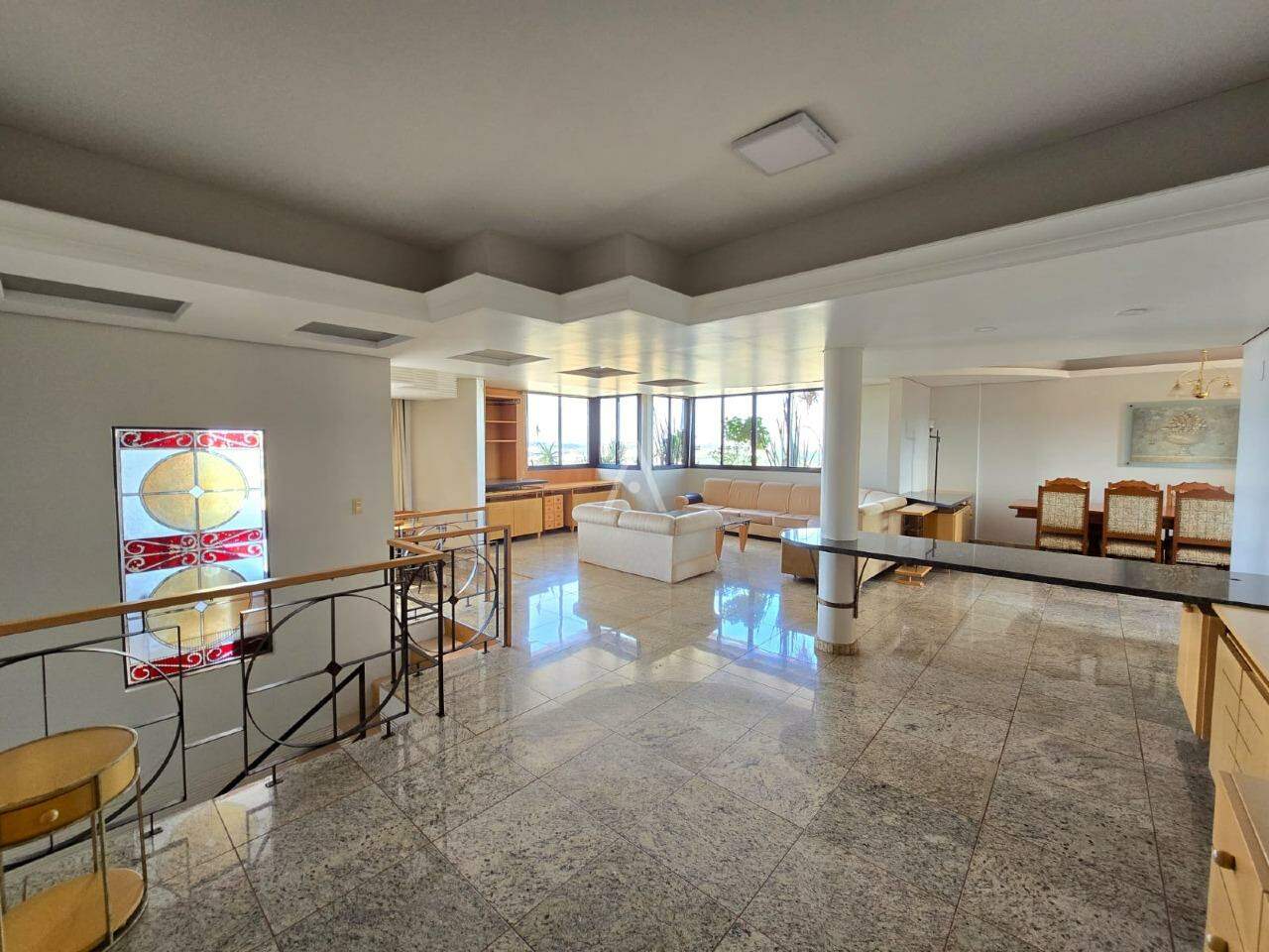 Apartamento para para aluguel no Bairro CENTRO em TOLEDO: 