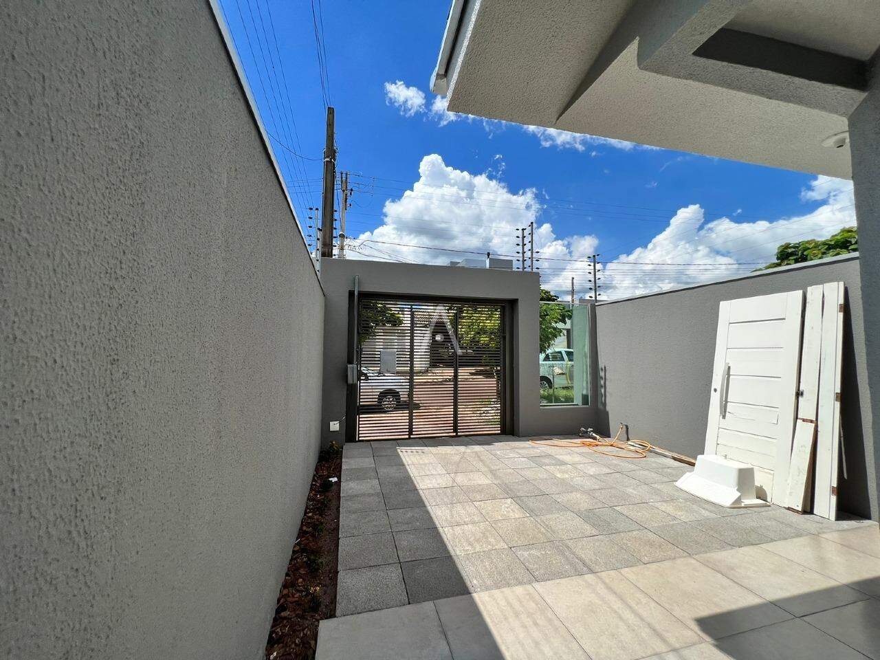 Casa Residencial para à venda no Bairro ANGRA DOS REIS em CASCAVEL: 
