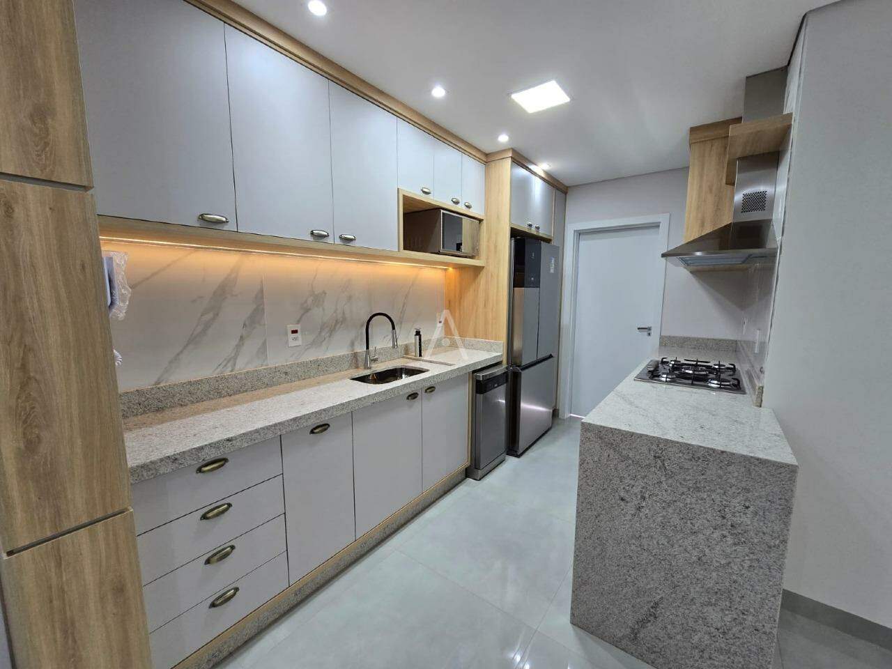 Apartamento para à venda no Bairro JARDIM LA SALLE em TOLEDO: 