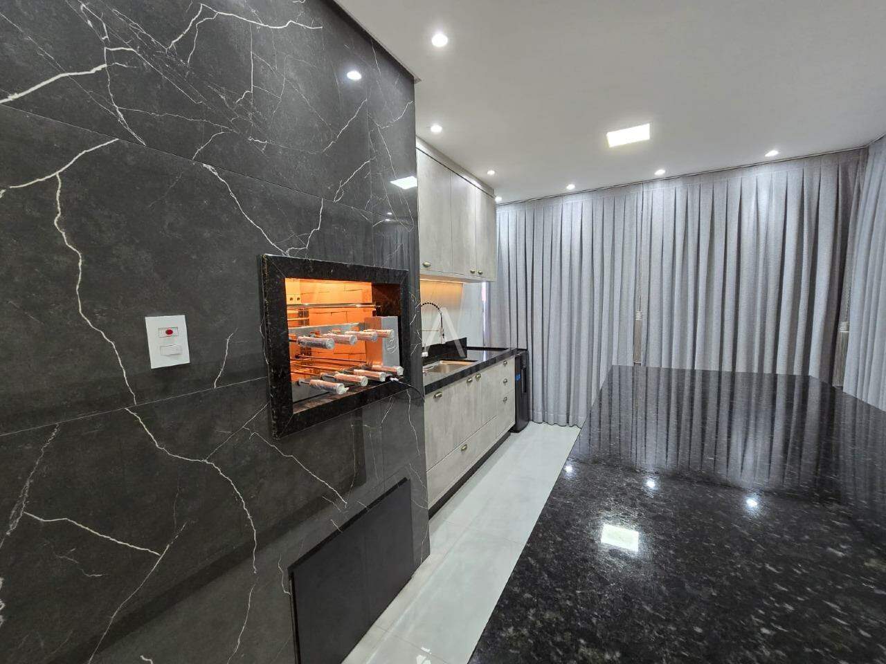 Apartamento para à venda no Bairro JARDIM LA SALLE em TOLEDO: 