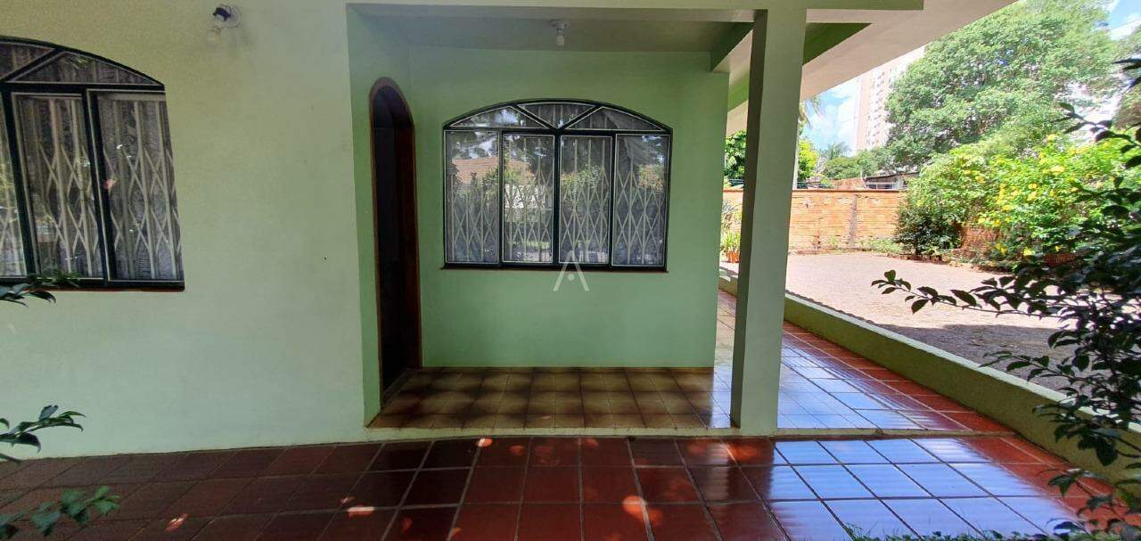 Casa Residencial para à venda no Bairro COUNTRY em CASCAVEL: 