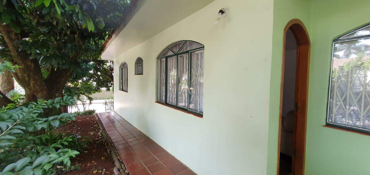 Casa Residencial para à venda no Bairro COUNTRY em CASCAVEL: 