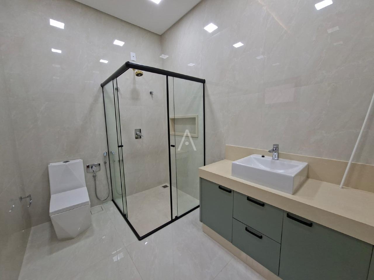 Sobrado para para aluguel no Bairro FAG em CASCAVEL: 