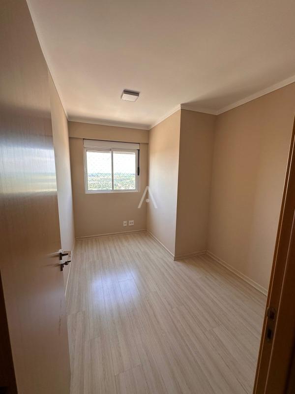 Apartamento para para aluguel no Bairro CENTRO em CASCAVEL: 