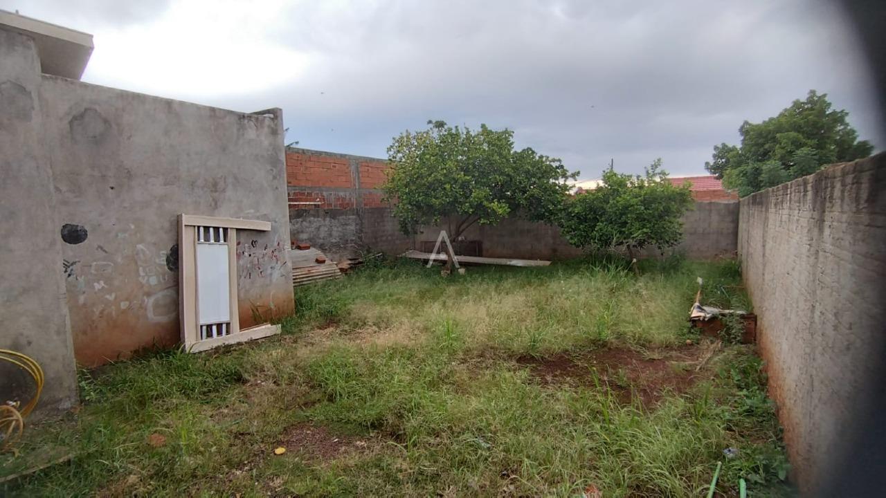 Casa Residencial para à venda no Bairro Vila Pioneiro em TOLEDO: 