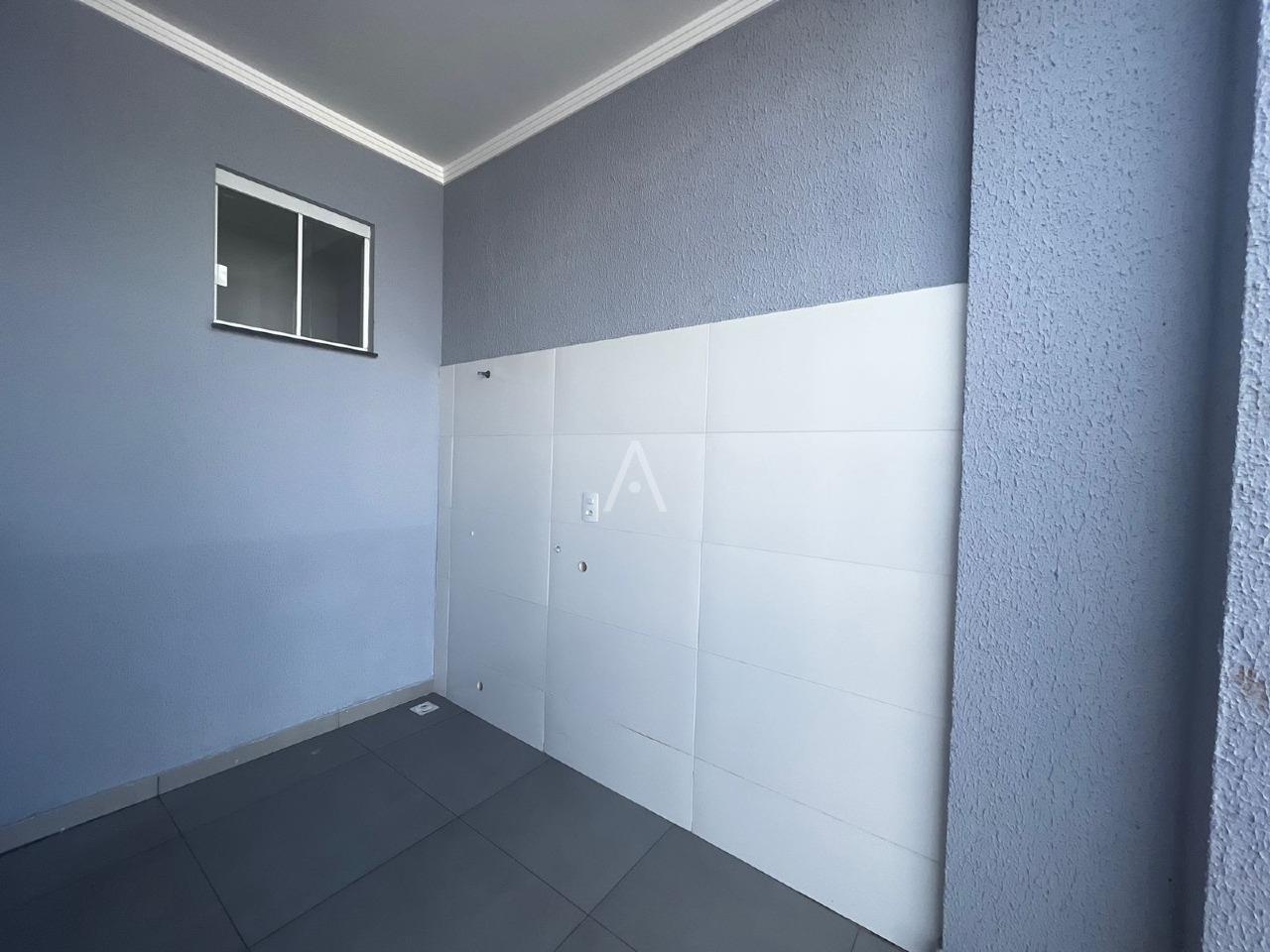 Sobrado para à venda no Bairro FLORESTA em CASCAVEL: