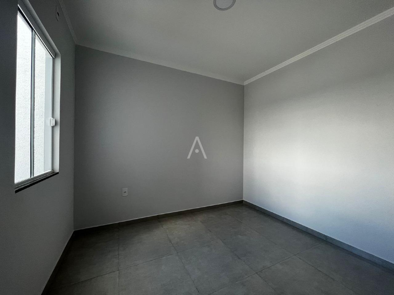 Sobrado para à venda no Bairro FLORESTA em CASCAVEL: