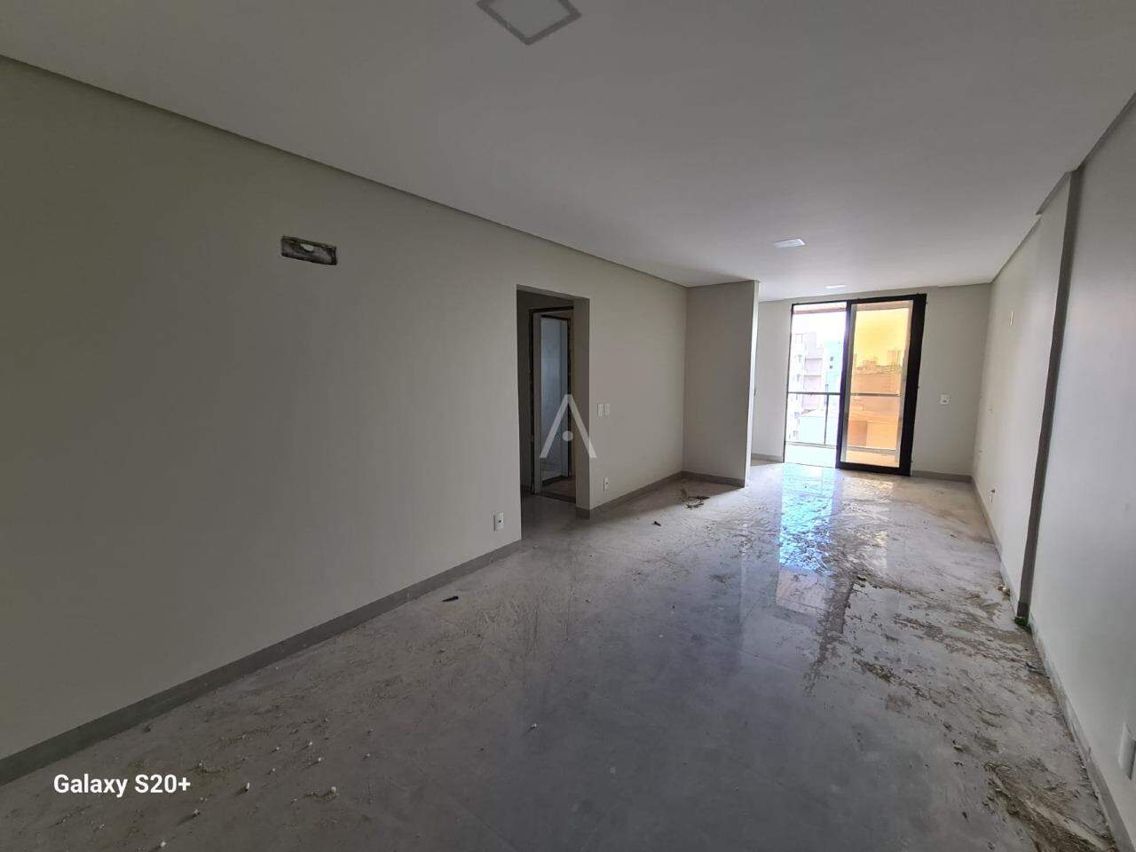 Apartamento para à venda no Bairro VILA INDUSTRIAL em TOLEDO: 