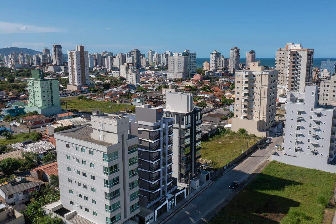 Apartamento para à venda no Bairro Perequê em Porto Belo: 