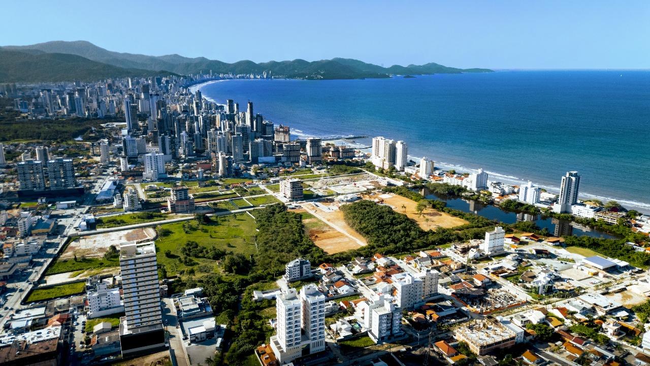 Apartamento para à venda no Bairro Perequê em Porto Belo: 