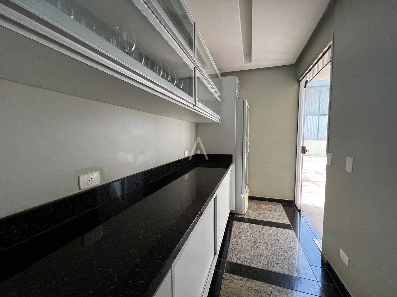 Apartamento para à venda no Bairro CENTRO em CASCAVEL: