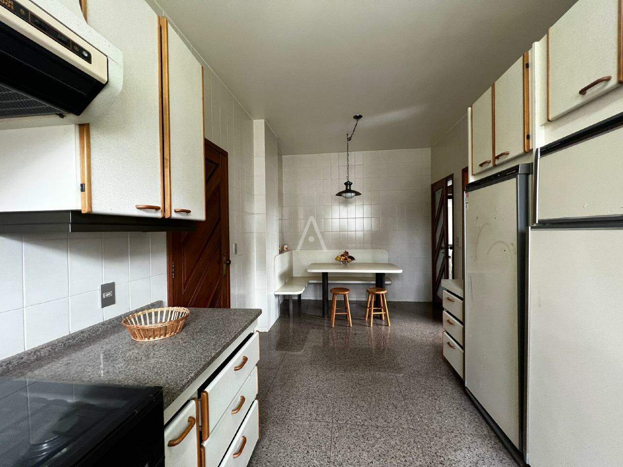 Apartamento para à venda no Bairro CENTRO em CASCAVEL: