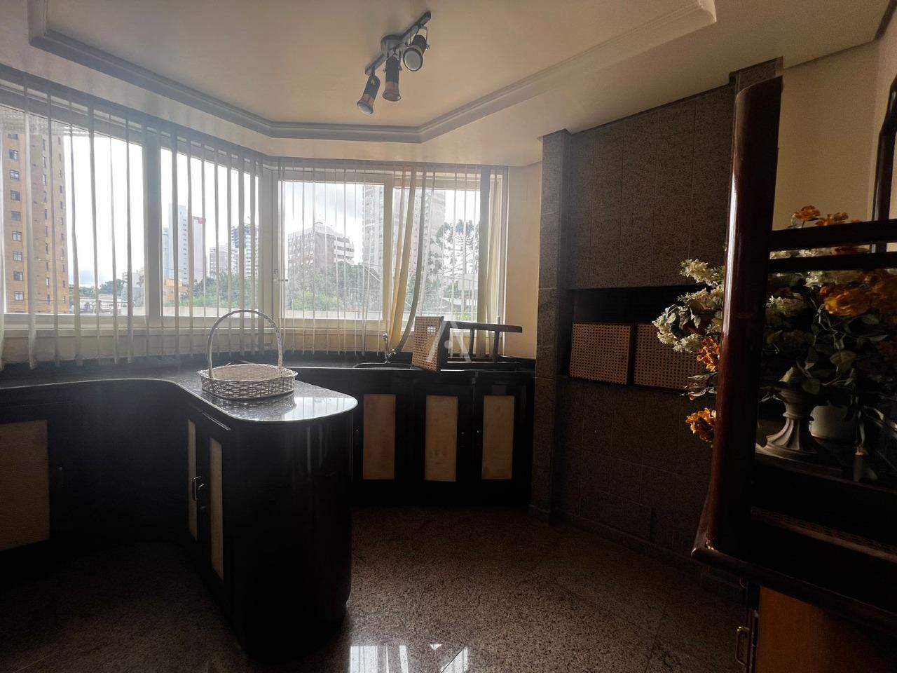 Apartamento para à venda no Bairro CENTRO em CASCAVEL: