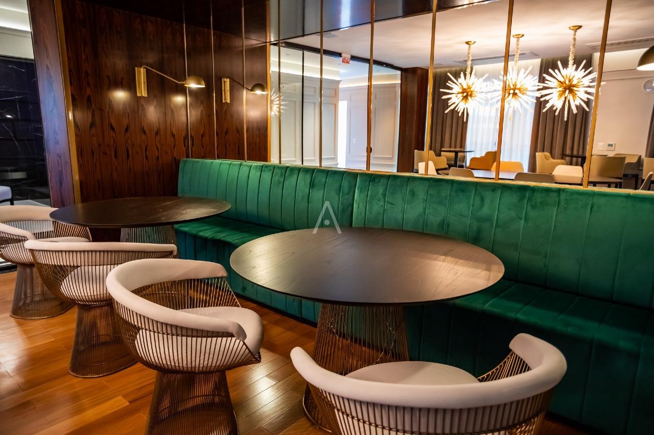 Apartamento para à venda no Bairro MEIA PRAIA em ITAPEMA: 