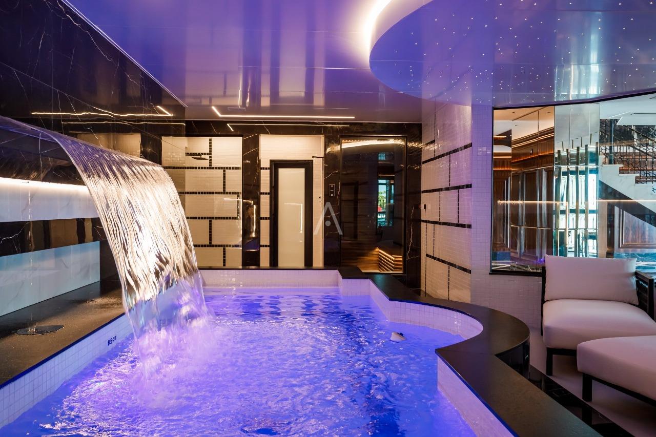 Apartamento para à venda no Bairro MEIA PRAIA em ITAPEMA: 