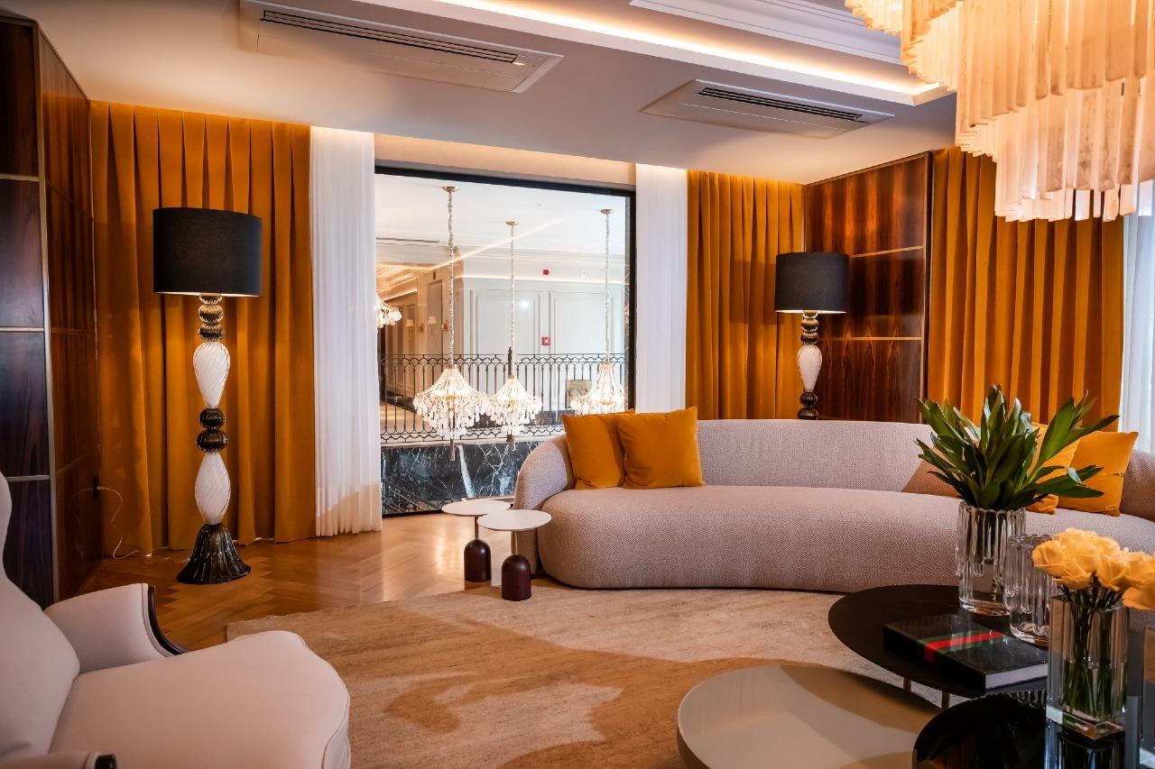 Apartamento para à venda no Bairro MEIA PRAIA em ITAPEMA: 