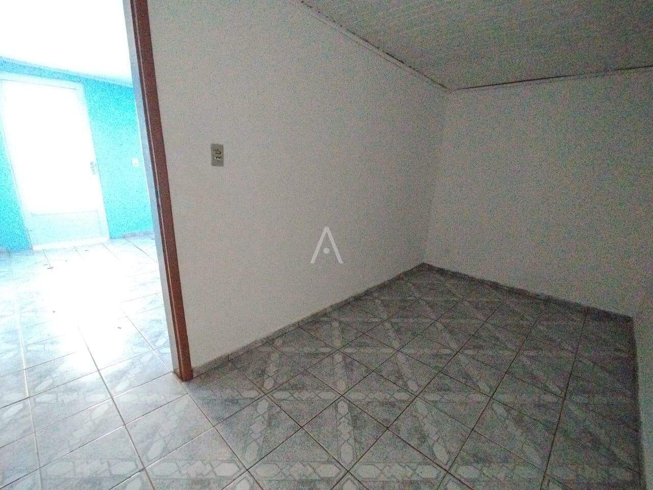 Casa Residencial para para aluguel no Bairro NOVA CIDADE em CASCAVEL: