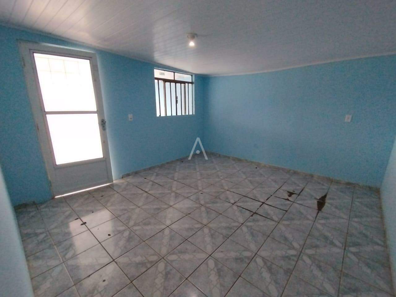 Casa Residencial para para aluguel no Bairro NOVA CIDADE em CASCAVEL: 