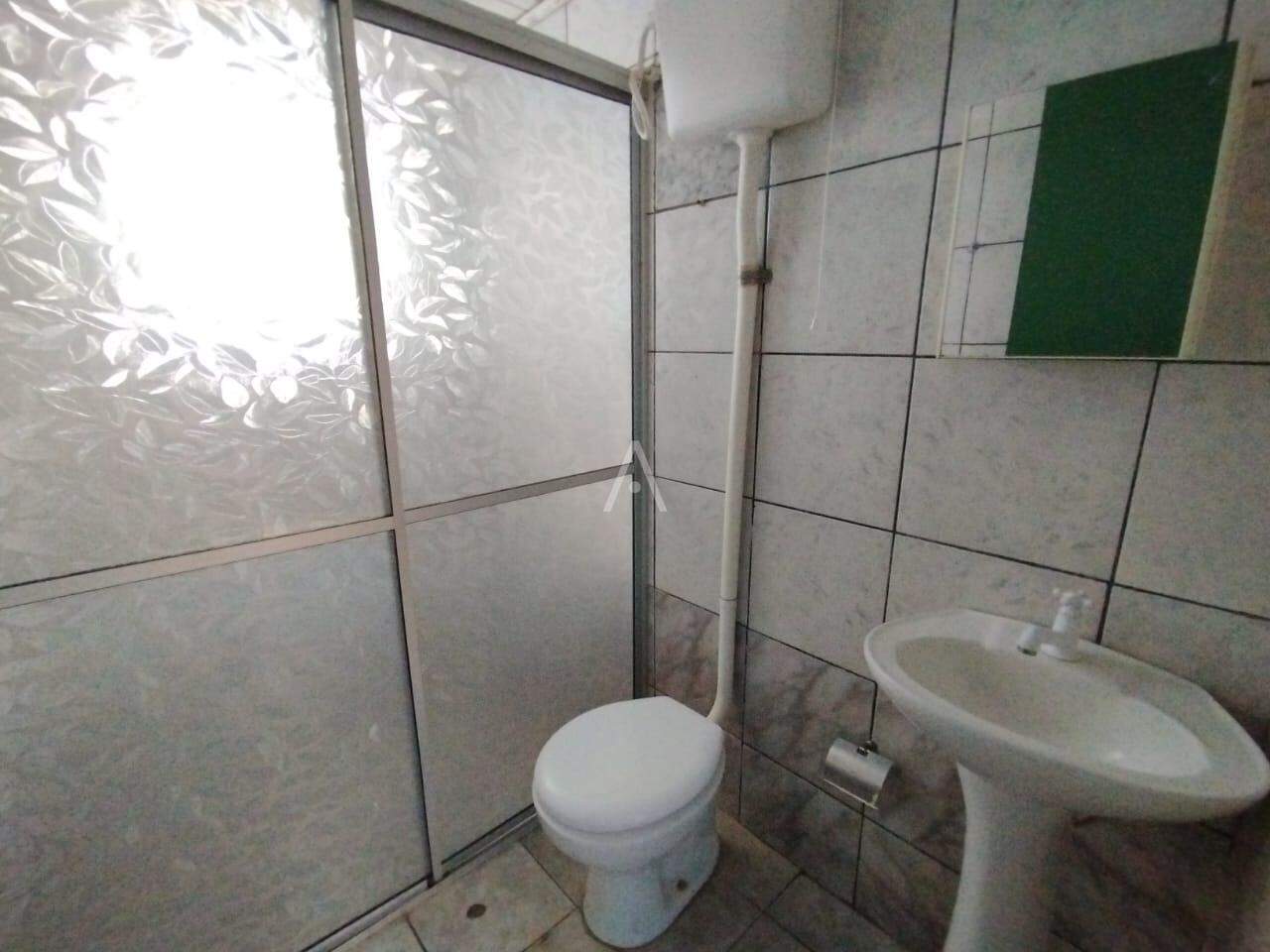 Casa Residencial para para aluguel no Bairro NOVA CIDADE em CASCAVEL: