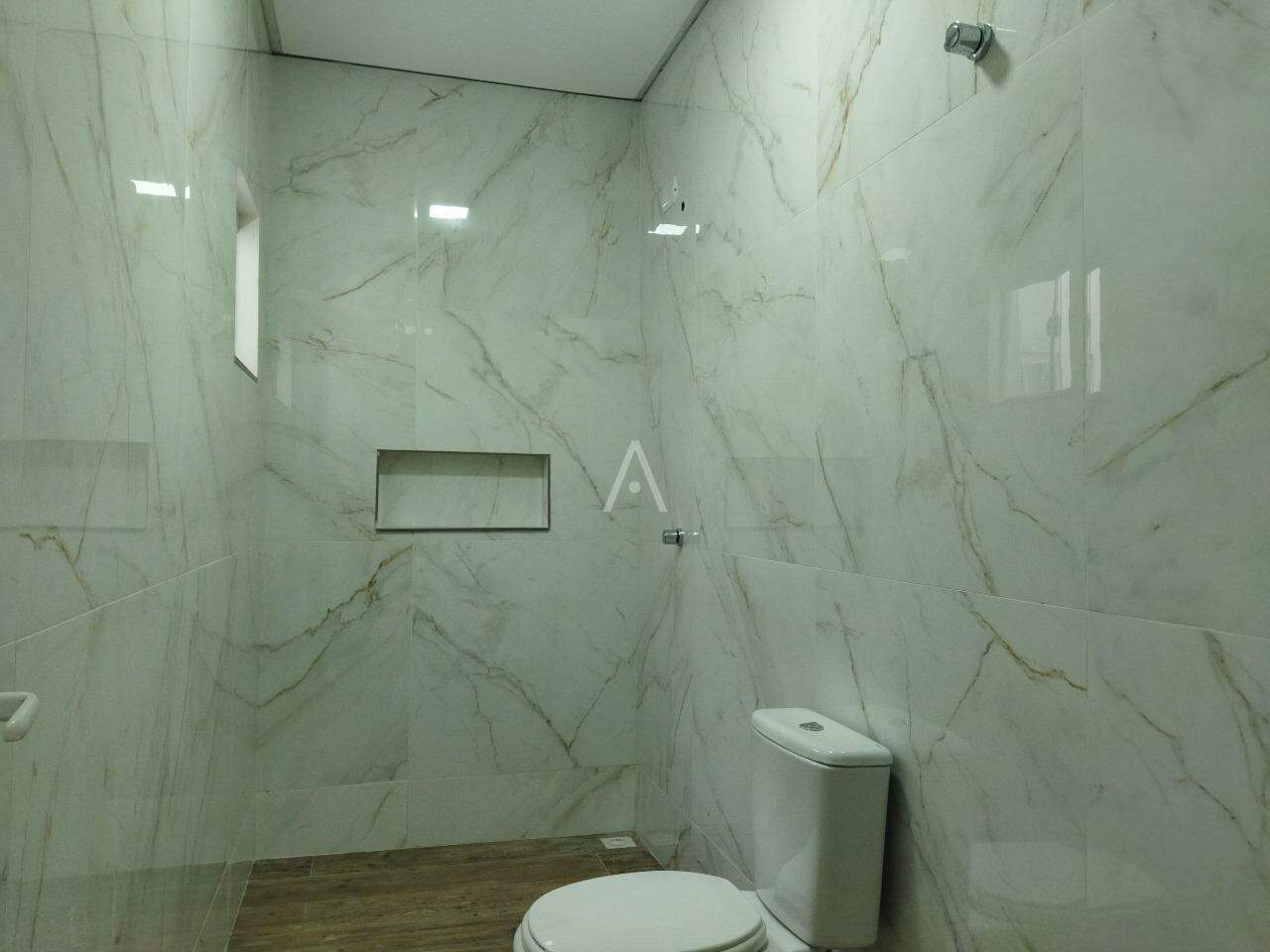 Casa Residencial para à venda no Bairro SANTA CRUZ em CASCAVEL: 