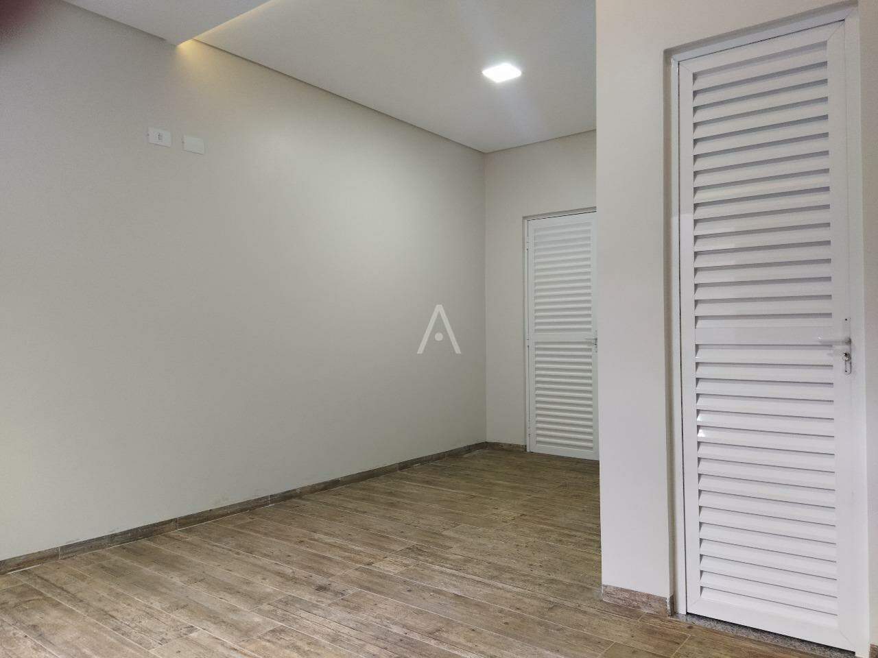 Casa Residencial para à venda no Bairro SANTA CRUZ em CASCAVEL: 