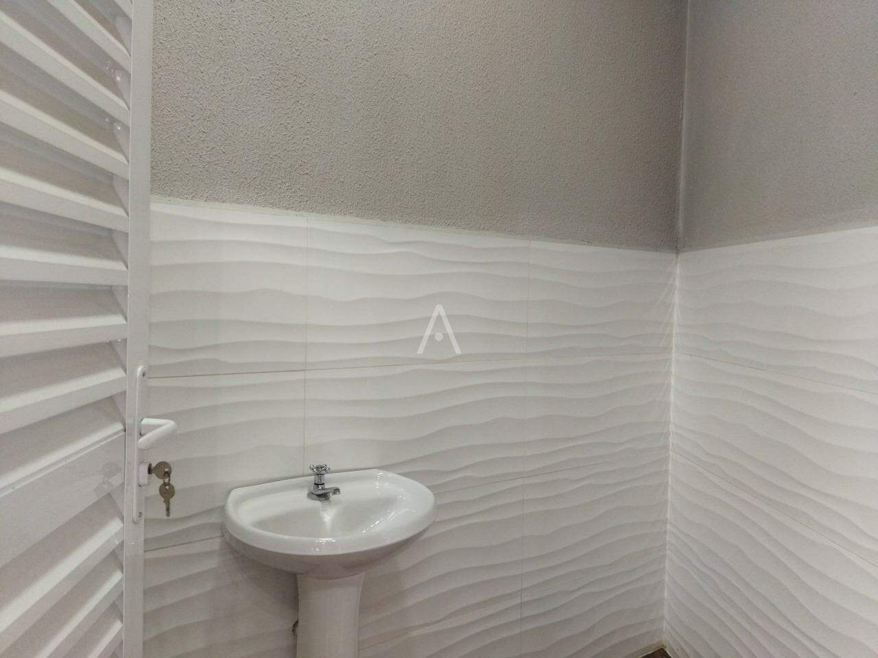 Casa Residencial para à venda no Bairro SANTA CRUZ em CASCAVEL: 