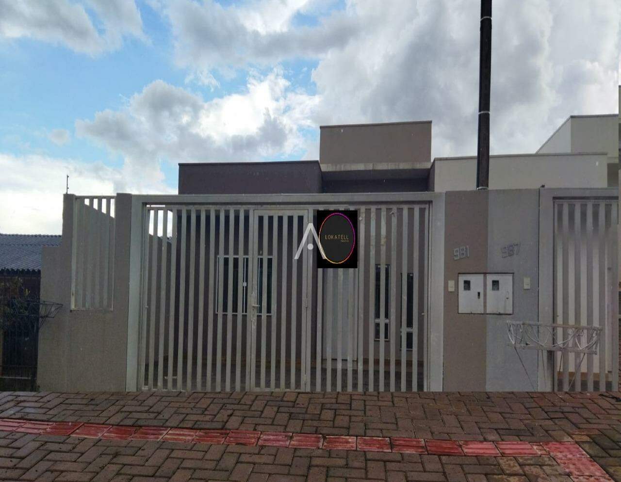 Casa Residencial para à venda no Bairro SANTA CRUZ em CASCAVEL: 