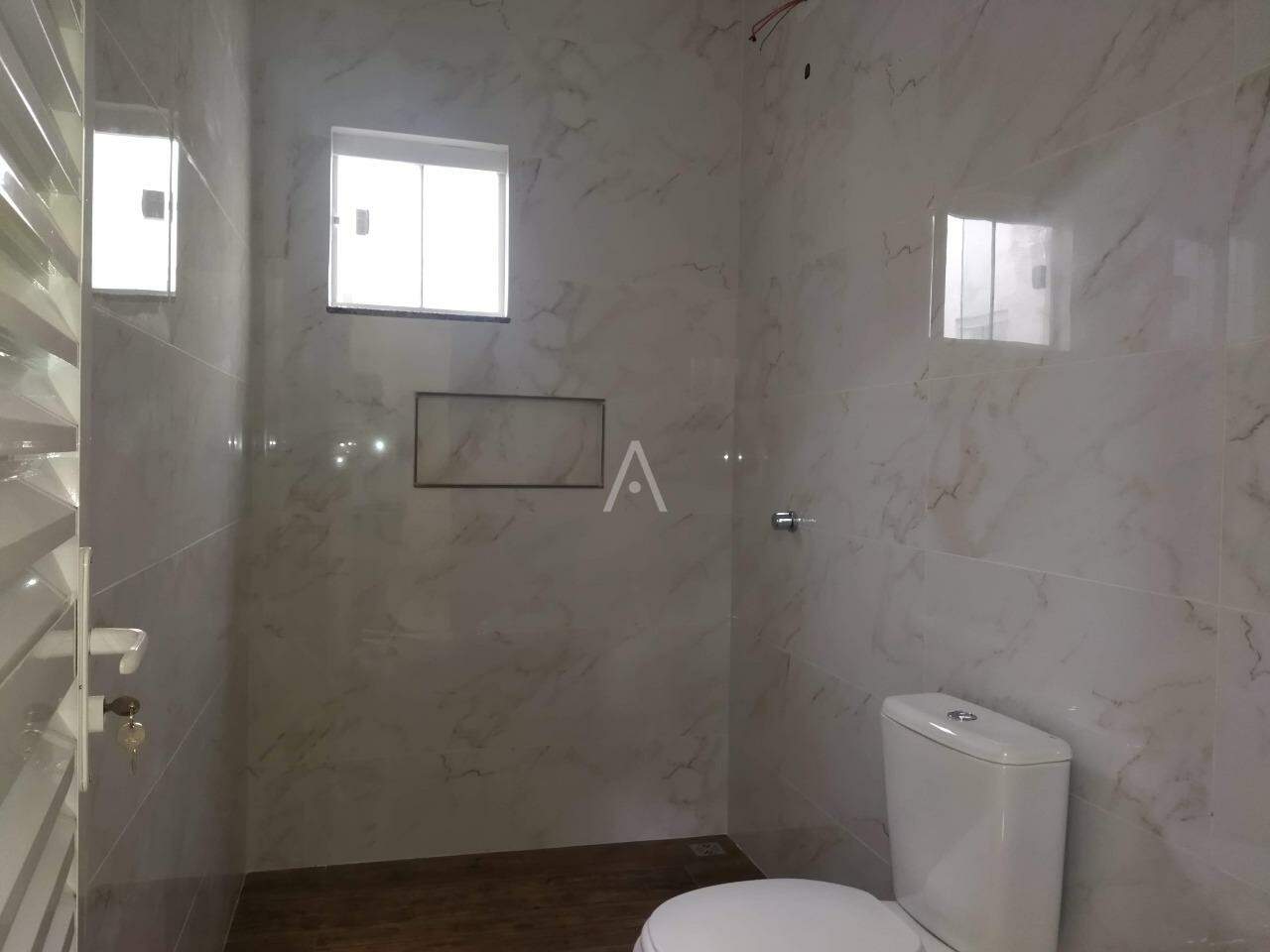 Casa Residencial para à venda no Bairro SANTA CRUZ em CASCAVEL: 