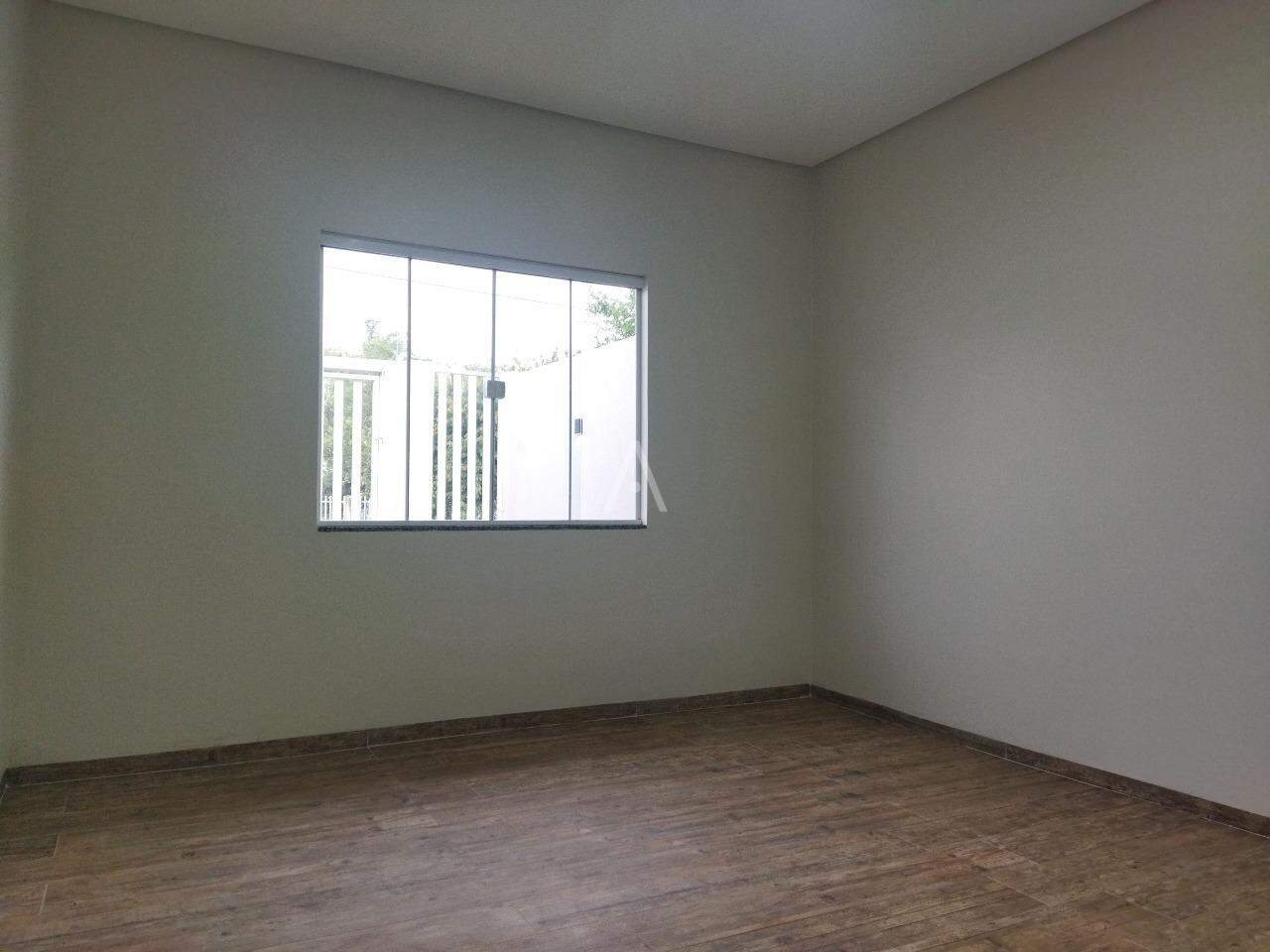 Casa Residencial para à venda no Bairro SANTA CRUZ em CASCAVEL: 