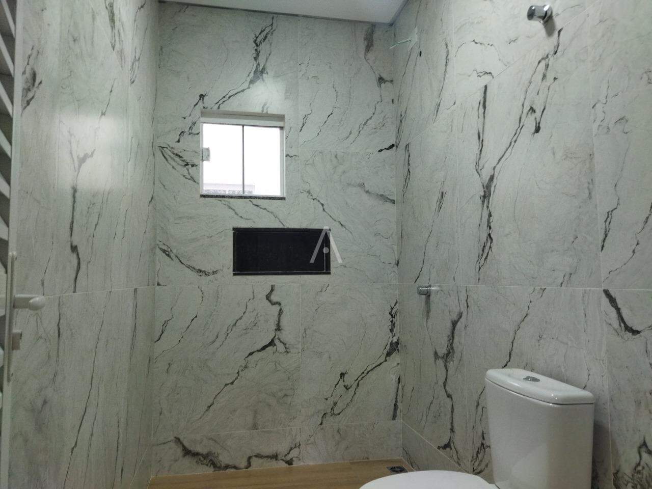 Casa Residencial para à venda no Bairro SANTA CRUZ em CASCAVEL: 