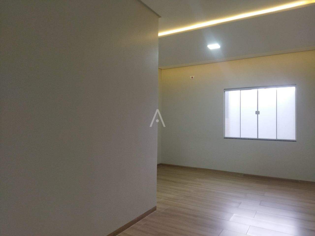 Casa Residencial para à venda no Bairro SANTA CRUZ em CASCAVEL: 