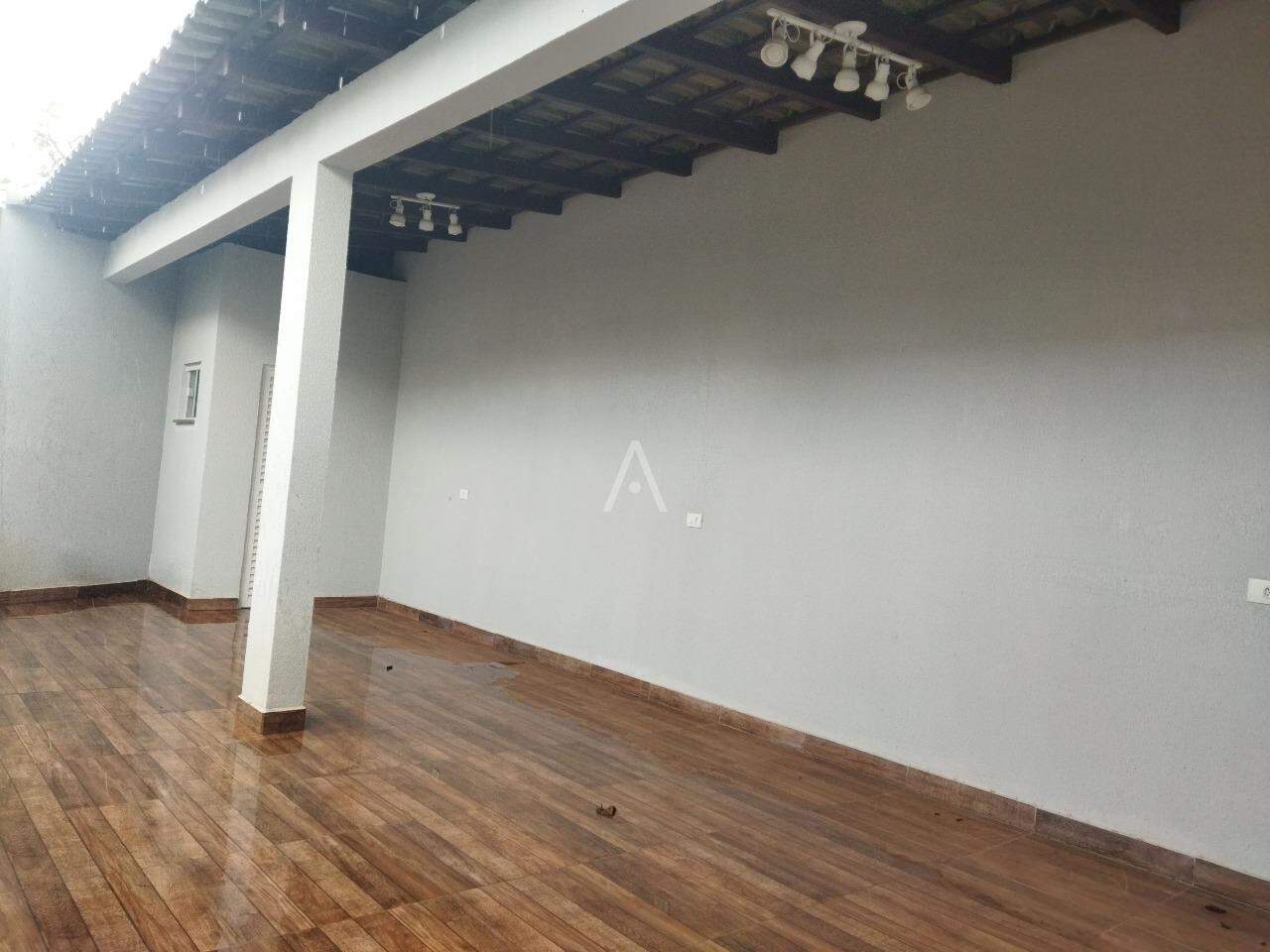 Casa Residencial para à venda no Bairro SANTA CRUZ em CASCAVEL: 