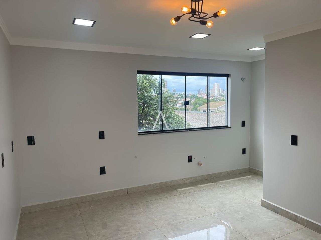 Sobrado para à venda no Bairro CENTRO em CASCAVEL: 