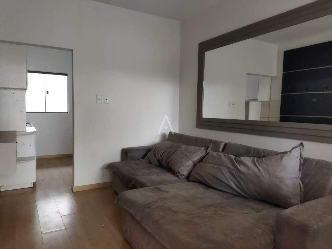 Casa Residencial para à venda no Bairro SANTA CRUZ em CASCAVEL: 