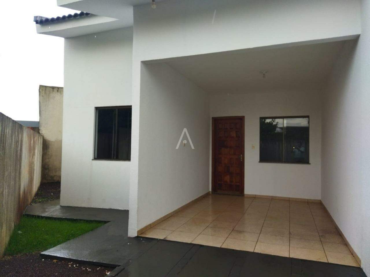 Casa Residencial para à venda no Bairro SANTA CRUZ em CASCAVEL: 