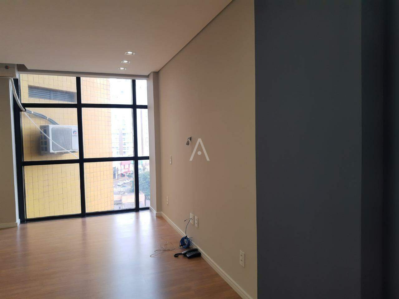 Sala Comercial para à venda no Bairro CENTRO em CASCAVEL: 