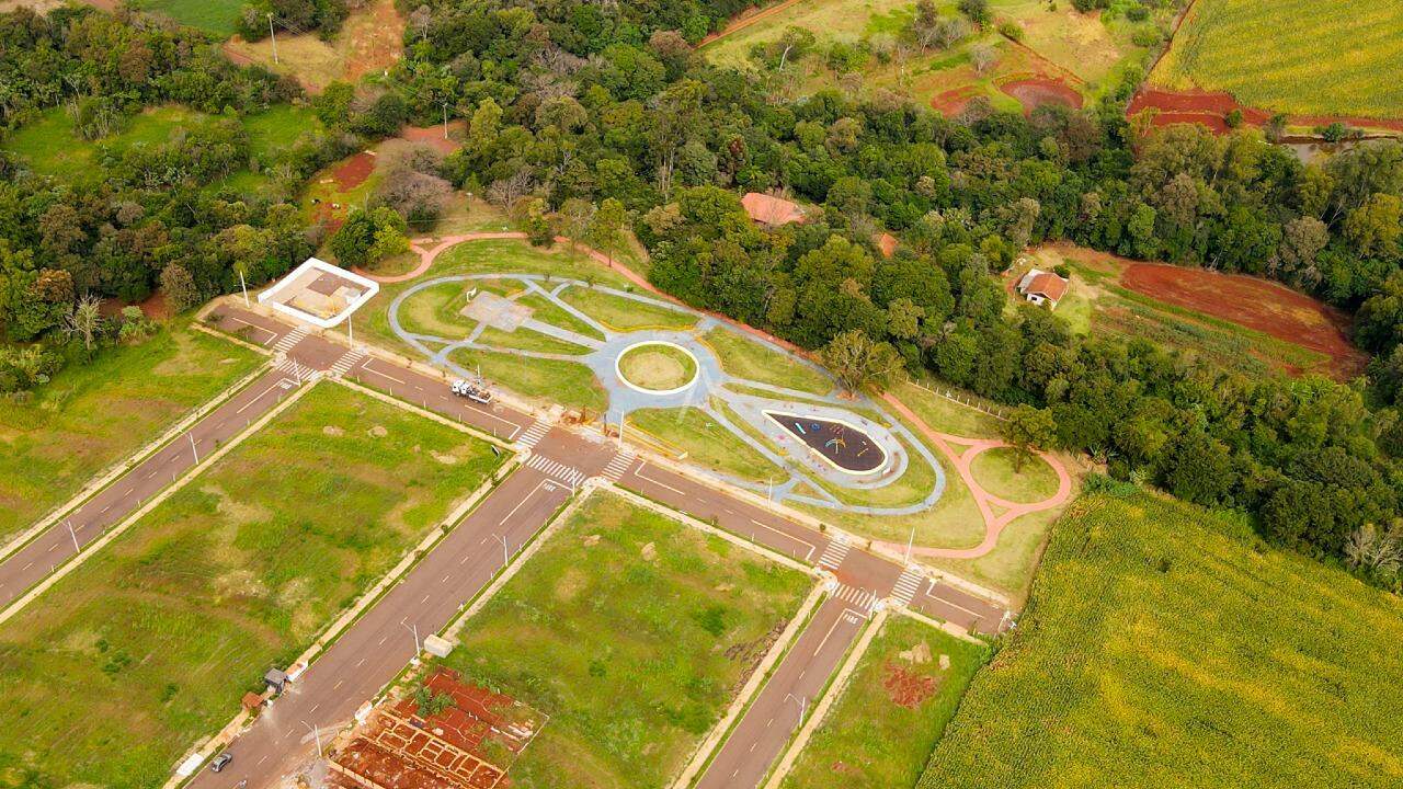 Terreno para à venda no Bairro VILA BECKER em TOLEDO:
