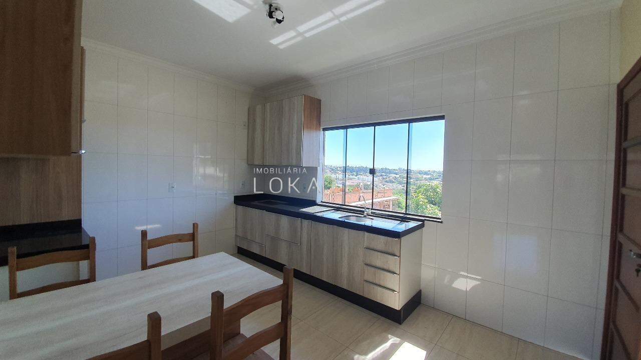 Casa Residencial para para aluguel no Bairro CANADA em CASCAVEL: 