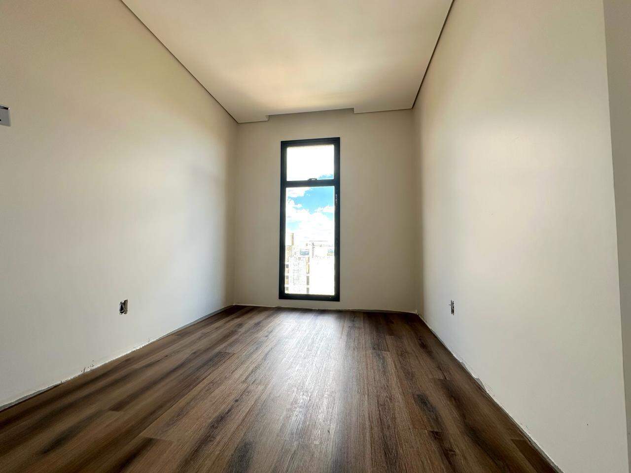 Apartamento para à venda no Bairro JARDIM LA SALLE em TOLEDO: