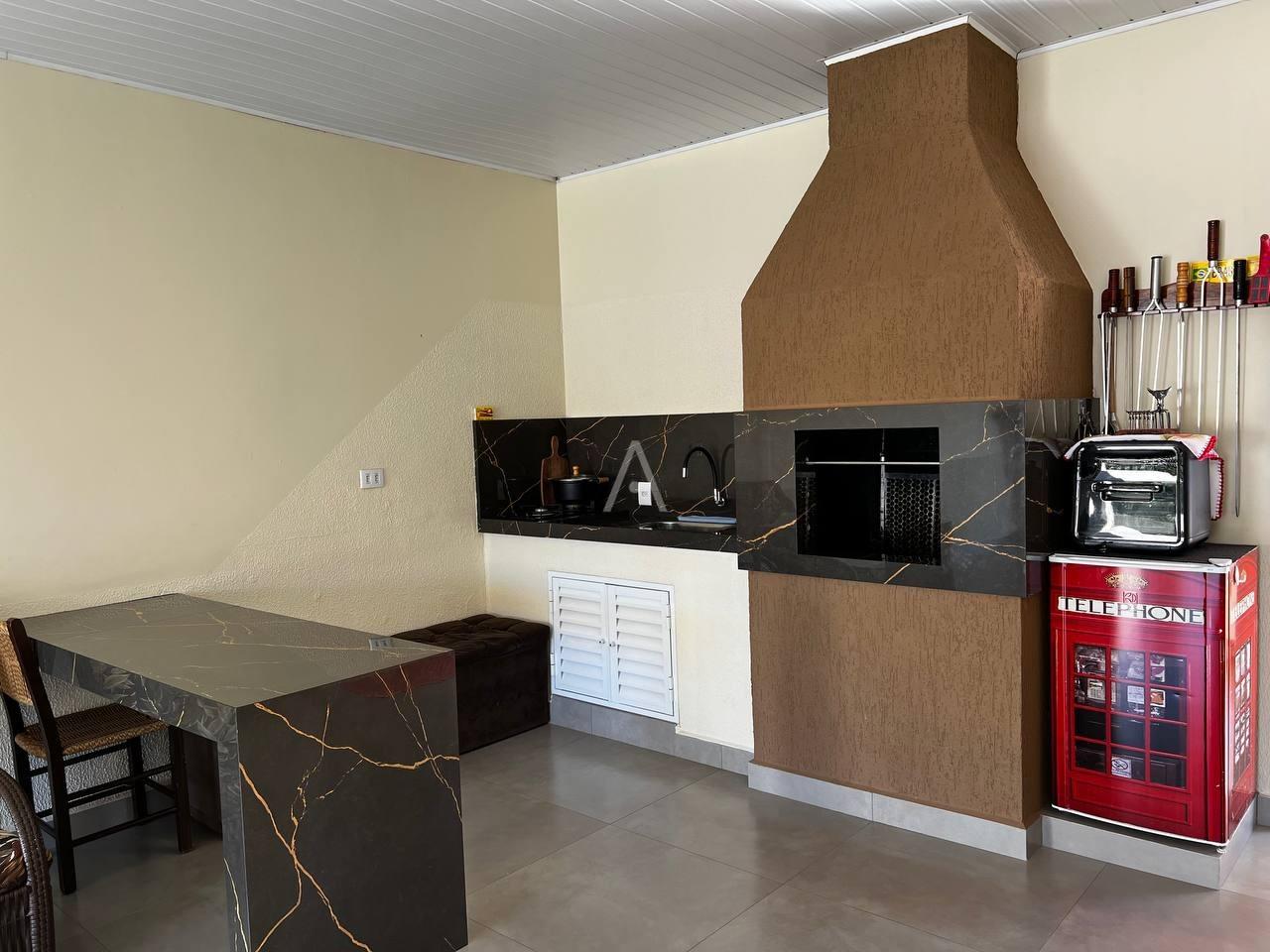 Casa Residencial para à venda no Bairro VILA INDUSTRIAL em TOLEDO: 