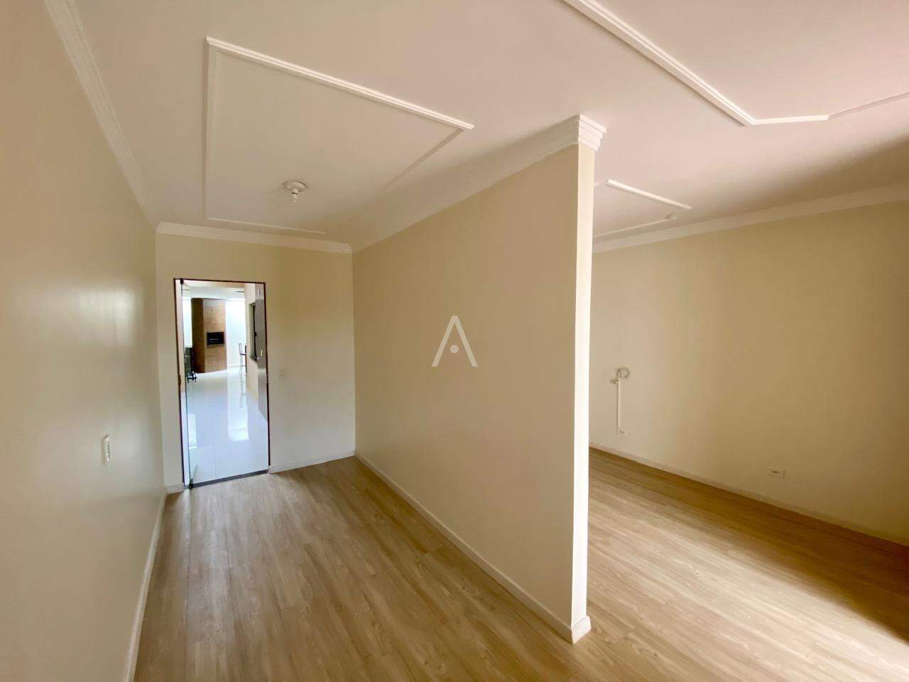 Casa Residencial para para aluguel no Bairro CANADA em CASCAVEL: 