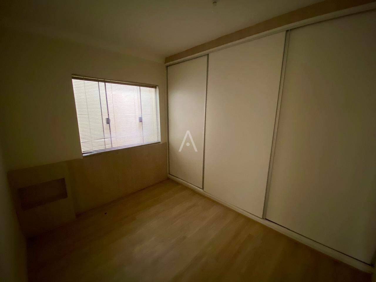Casa Residencial para para aluguel no Bairro CANADA em CASCAVEL: 