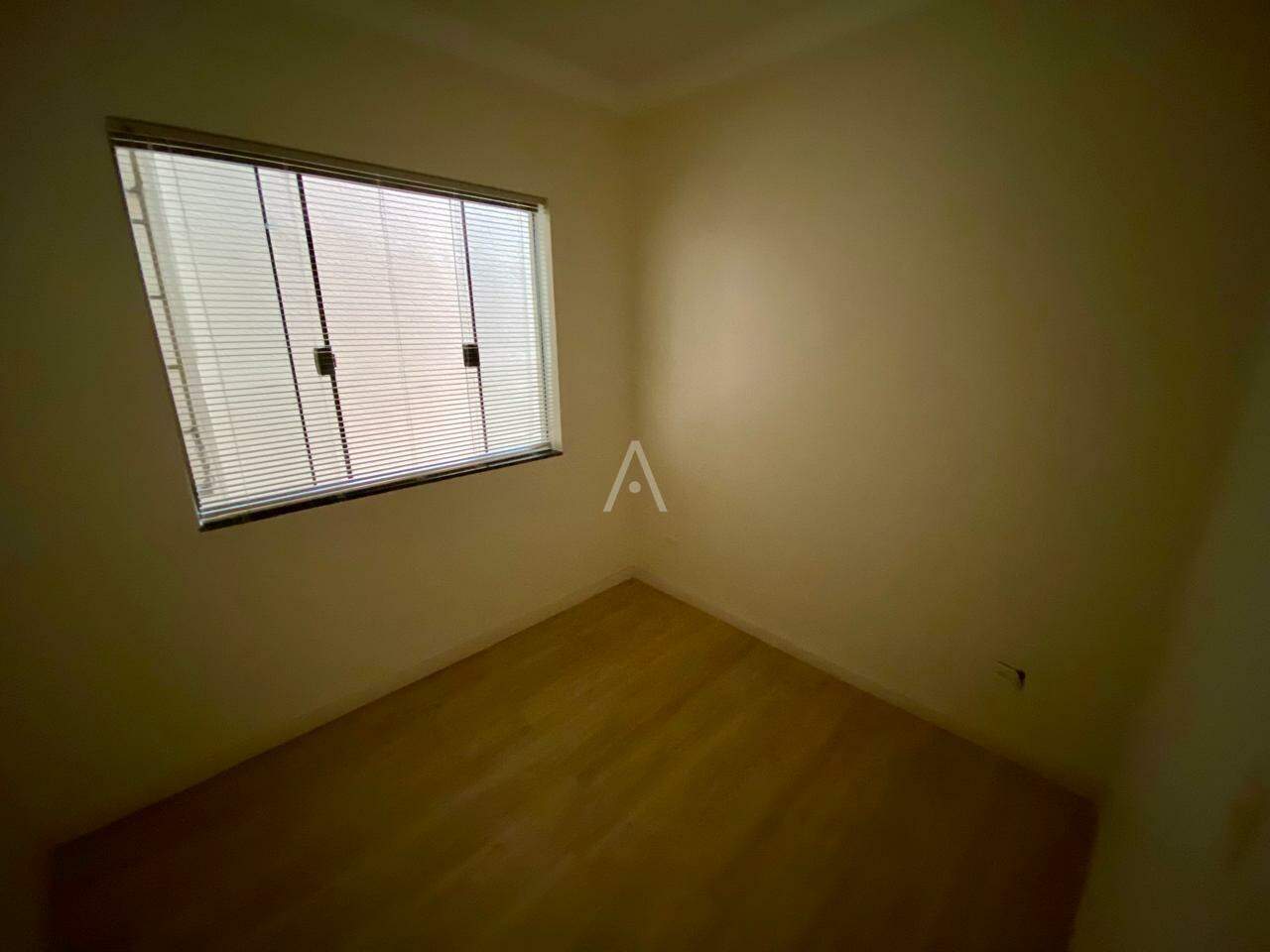 Casa Residencial para para aluguel no Bairro CANADA em CASCAVEL: 